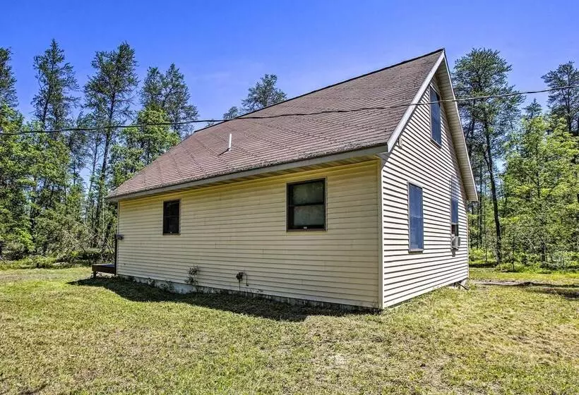 Secluded Irons Cabin W/ 5 Acre Yard, Deck, Grill!