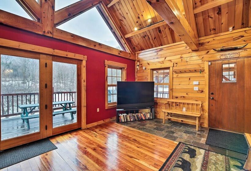 Ski Lodge Mtn Retreat W/ Fire Pit, Deck & Views!