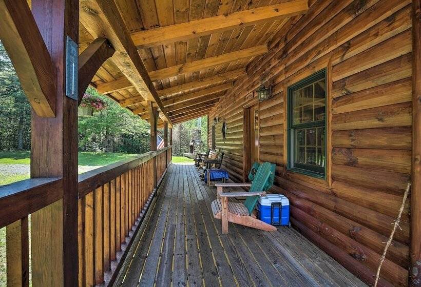 Ski Lodge Mtn Retreat W/ Fire Pit, Deck & Views!