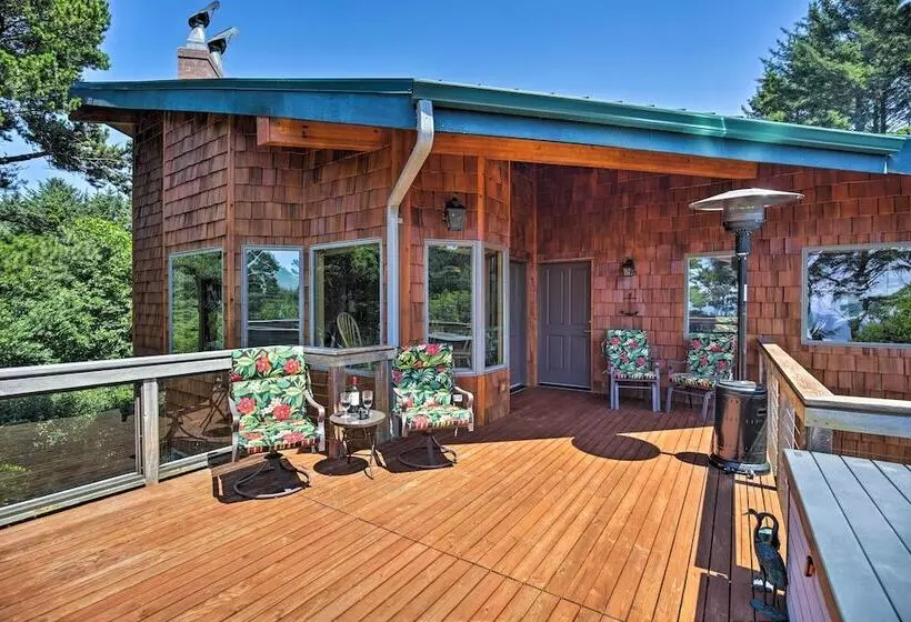 South Beach Home W/ Hot Tub, Deck   Walk To Ocean!