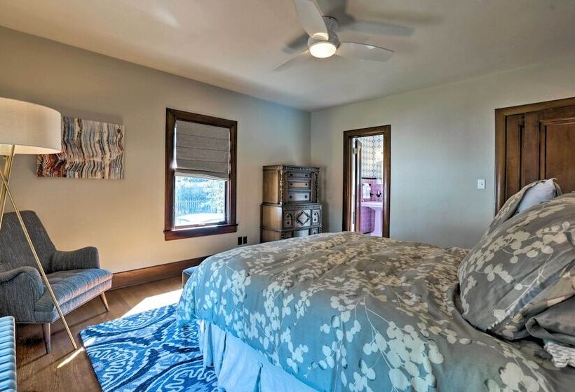 Charming Louisville Gem: Walk To Restaurants!