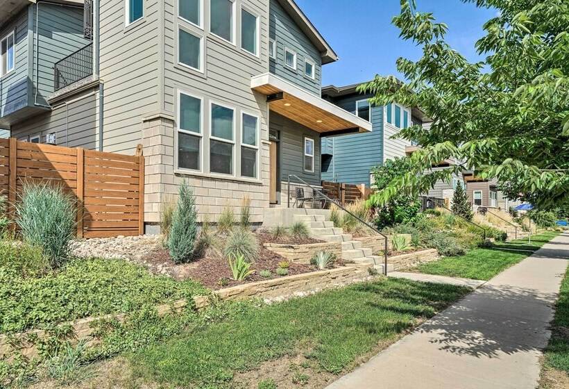 Spacious Old Town North Home W/ Rooftop Deck!