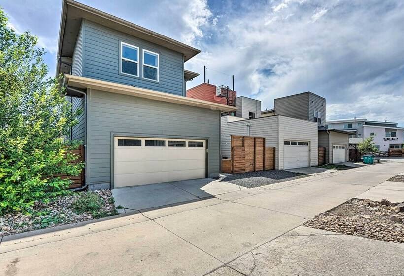 Spacious Old Town North Home W/ Rooftop Deck!