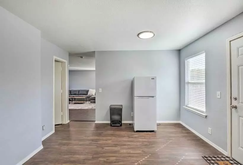 Spacious + Sunny Austin Home ~ 12 Mi To Dtwn!