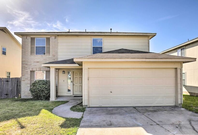 Spacious + Sunny Austin Home ~ 12 Mi To Dtwn!