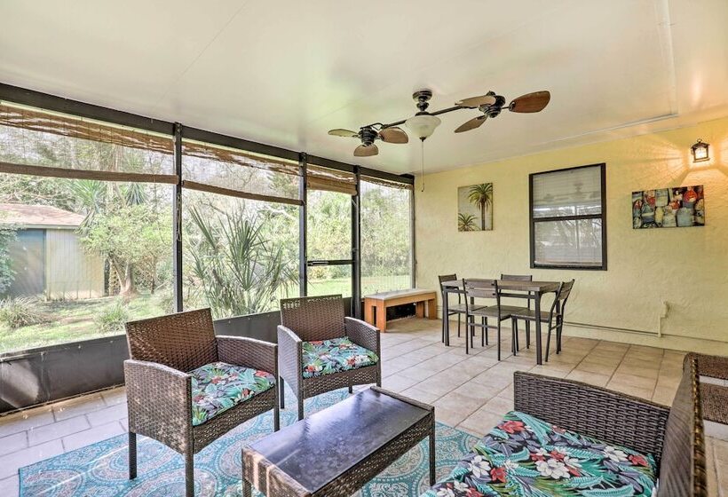 St Augustine Island Home W/ Patio, Walk To Beach!