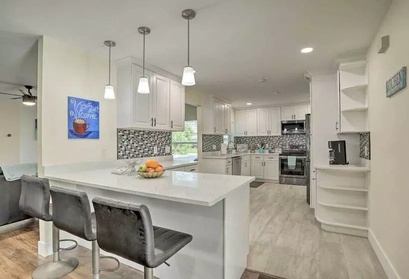 St Pete Retreat W/ Spacious Patio & Pond View