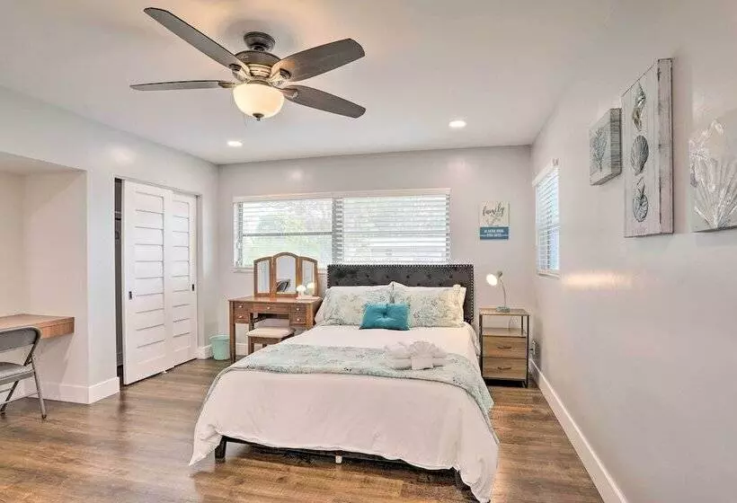 St Pete Retreat W/ Spacious Patio & Pond View