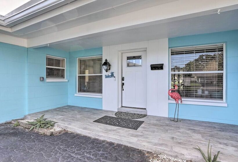 St Pete Retreat W/ Spacious Patio & Pond View