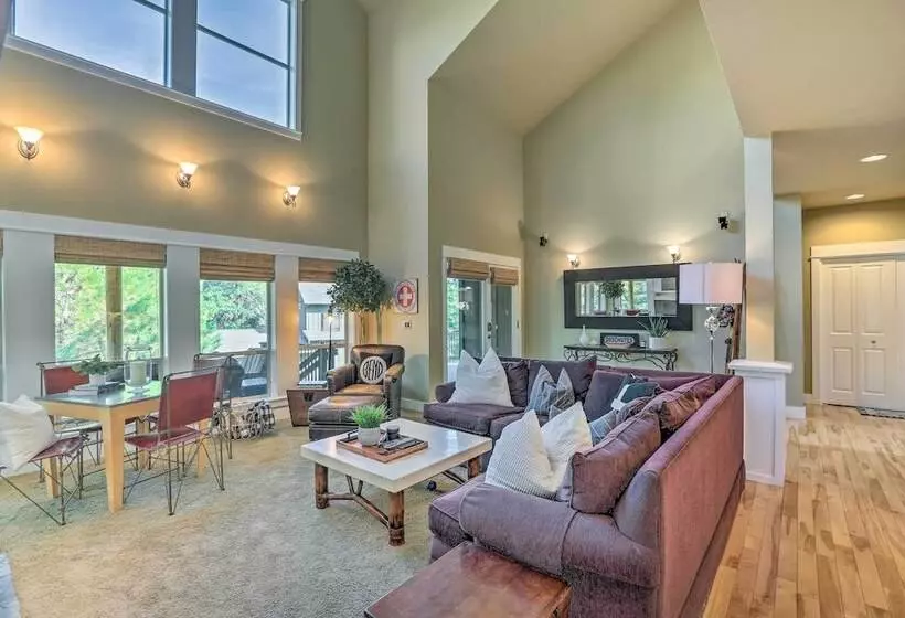 Stunning Bend Retreat < 20 Mi To Mt Bachelor!