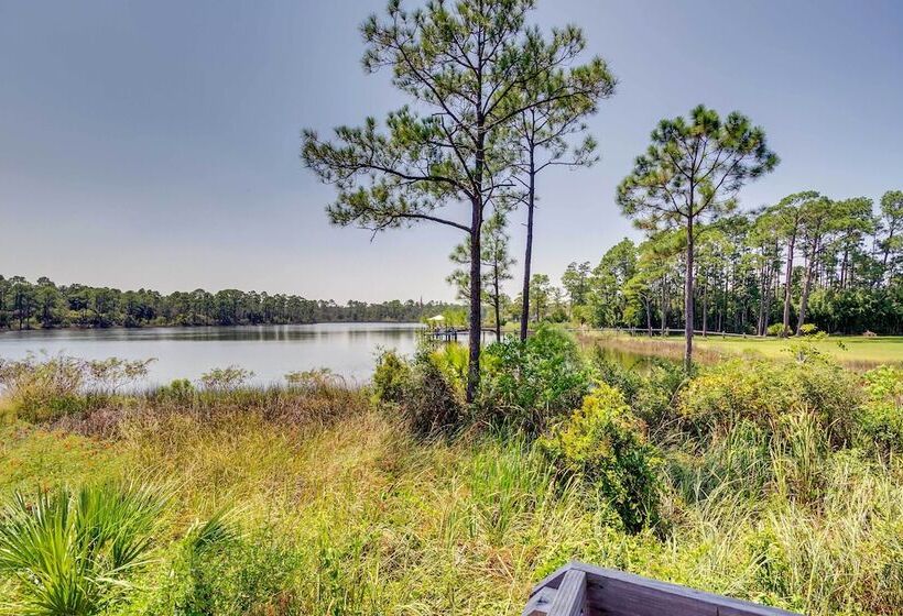 Stunning Pensacola Home, 8 Mi To Downtown!