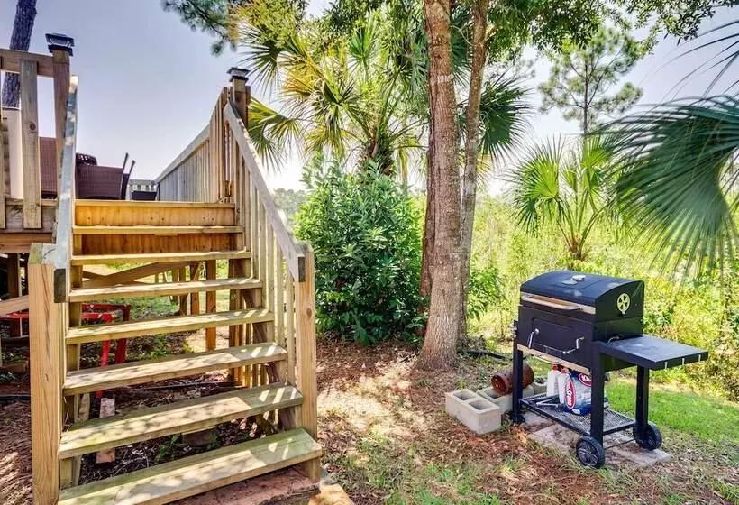 Stunning Pensacola Home, 8 Mi To Downtown!