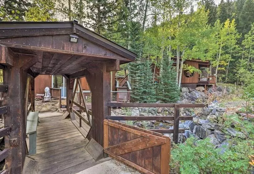 Cabin On Clear Creek: A Hobbits Retreat!