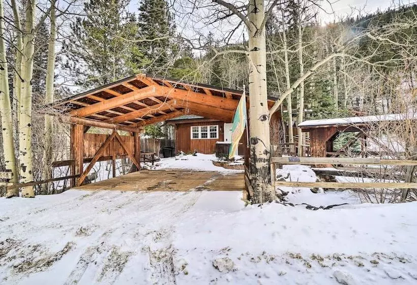 Cabin On Clear Creek: A Hobbits Retreat!