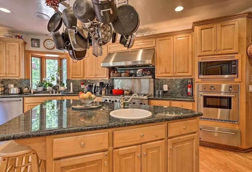 Waterfront Lake Arrowhead Home W/ View & Game Room