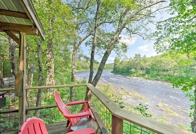Adirondack Mountains Cottage Near Gore Mountain!
