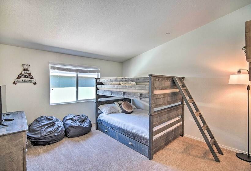 Beautiful Big Bear Home W/ Private Hot Tub!