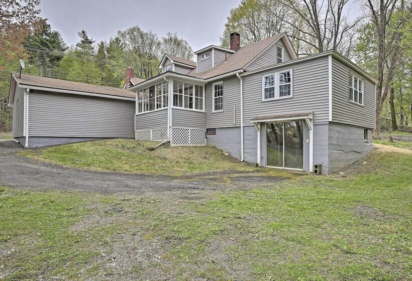 Beautiful Lenox Home, 3 Mi To Shakespeare & Co!