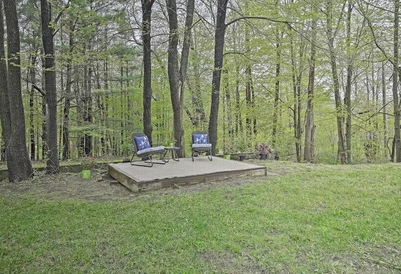 Beautiful Lenox Home, 3 Mi To Shakespeare & Co!