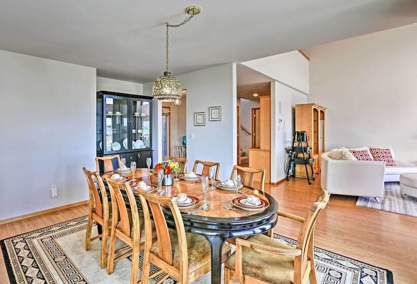 Birch Bay Waterfront Home   Steps To Beach!