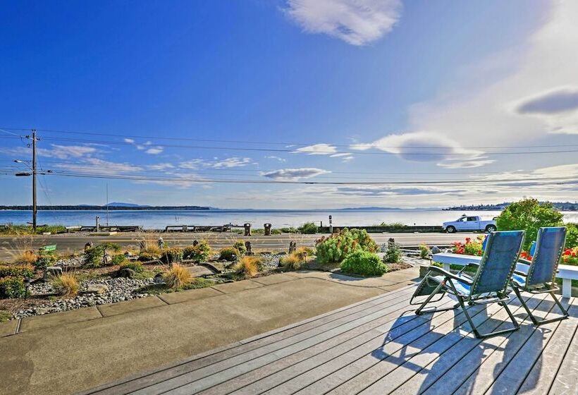 Birch Bay Waterfront Home   Steps To Beach!