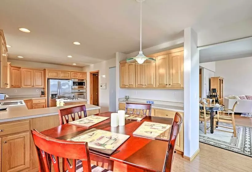 Birch Bay Waterfront Home   Steps To Beach!