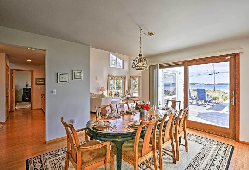 Birch Bay Waterfront Home   Steps To Beach!