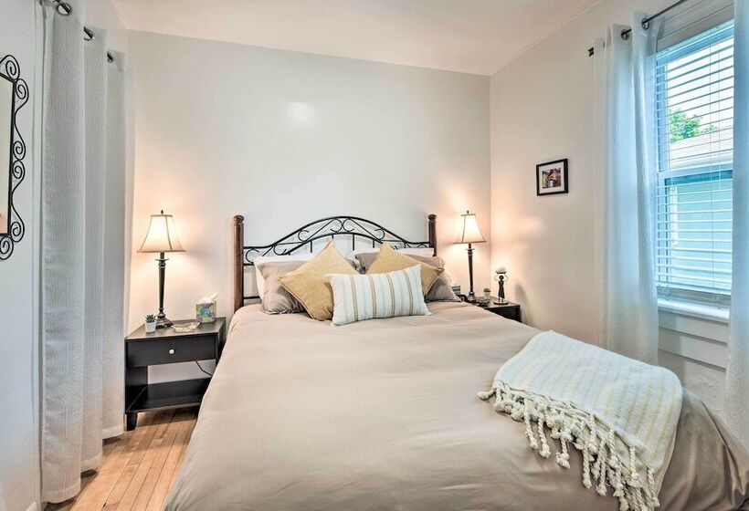 Bright Minneapolis Home: 2 Mi To Minnehaha Falls!