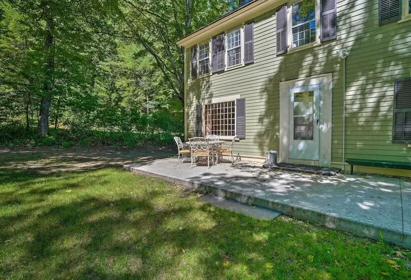 Charlemont Retreat On Chickley River W/ Ev Charger