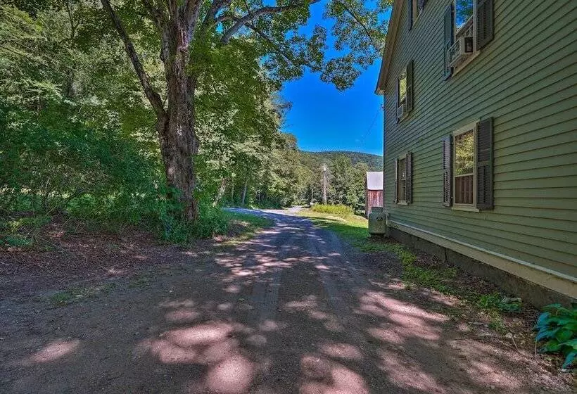 Charlemont Retreat On Chickley River W/ Ev Charger