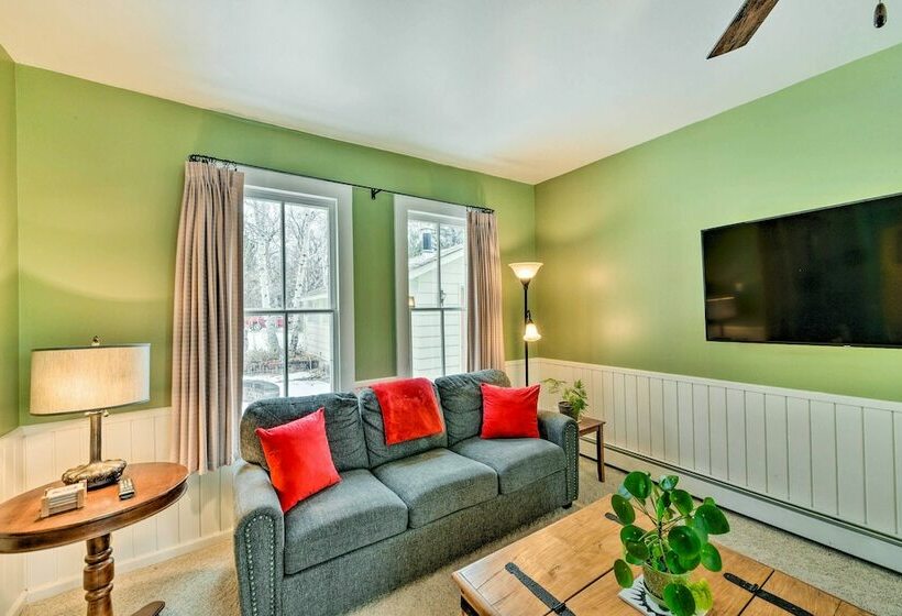 Charming Buena Vista Creekside Home: Walk To Main!