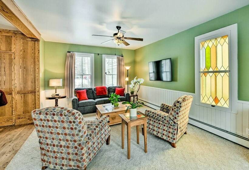 Charming Buena Vista Creekside Home: Walk To Main!