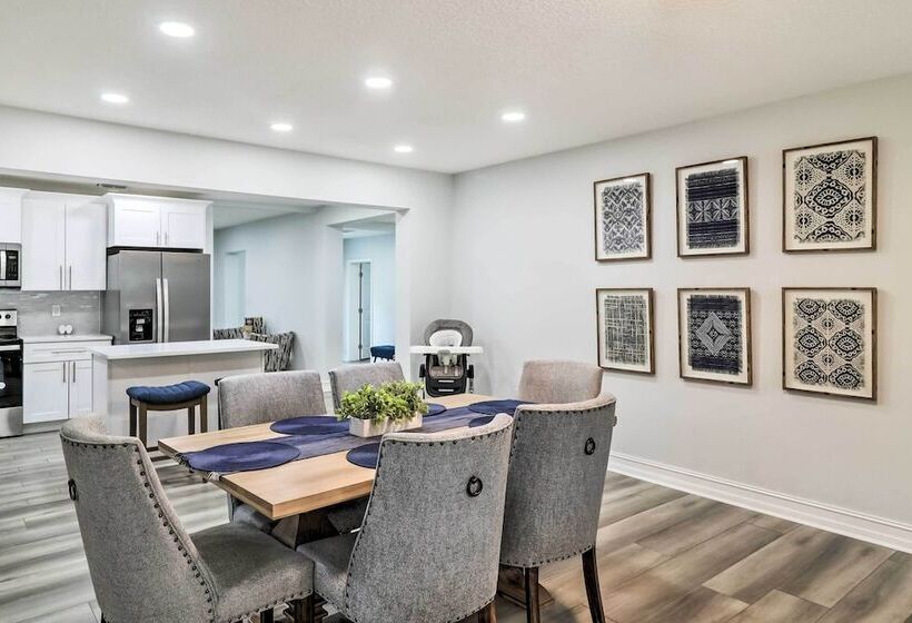 Charming Florida Home, Half Mile To Beach!