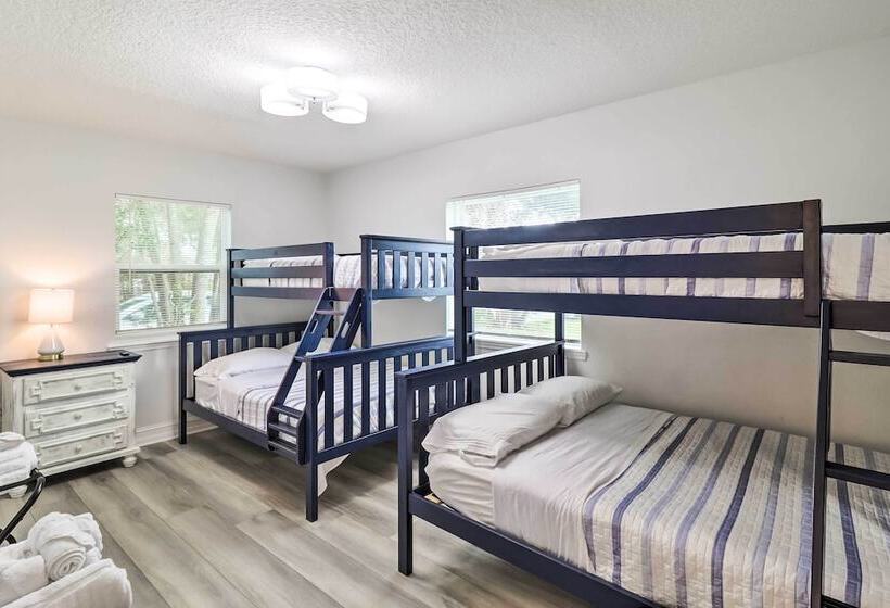 Charming Florida Home, Half Mile To Beach!