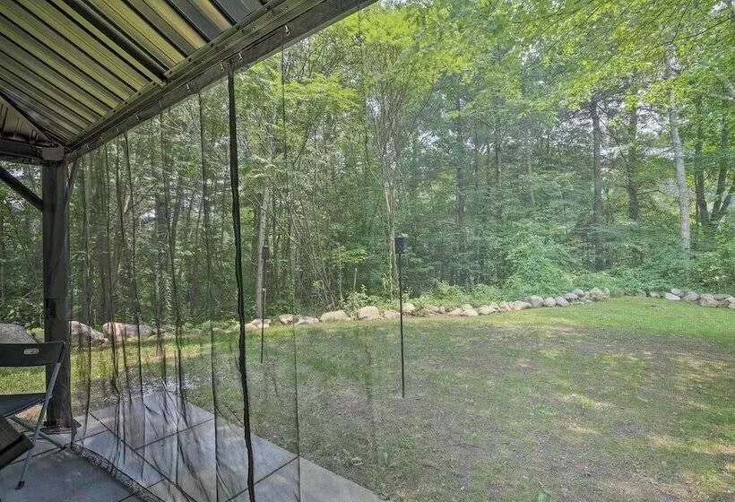 Cozy Great Barrington Home ~ 1 Mi To Ski Resort!