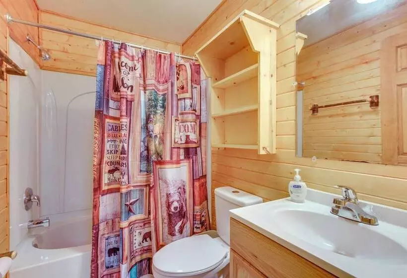 Cozy Three Bears Resort Cabin W/ Deck In Warrens!