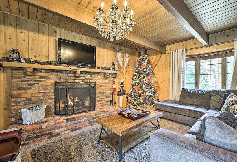 Cute Cabin + Deck < 2 Mi To Lake Arrowhead Village