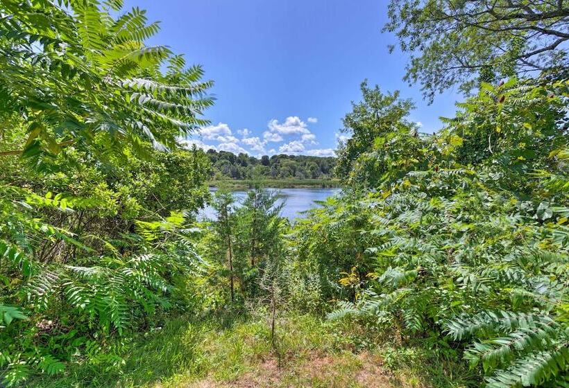 Fantastic Plymouth House W/ Deck & Ocean Views!