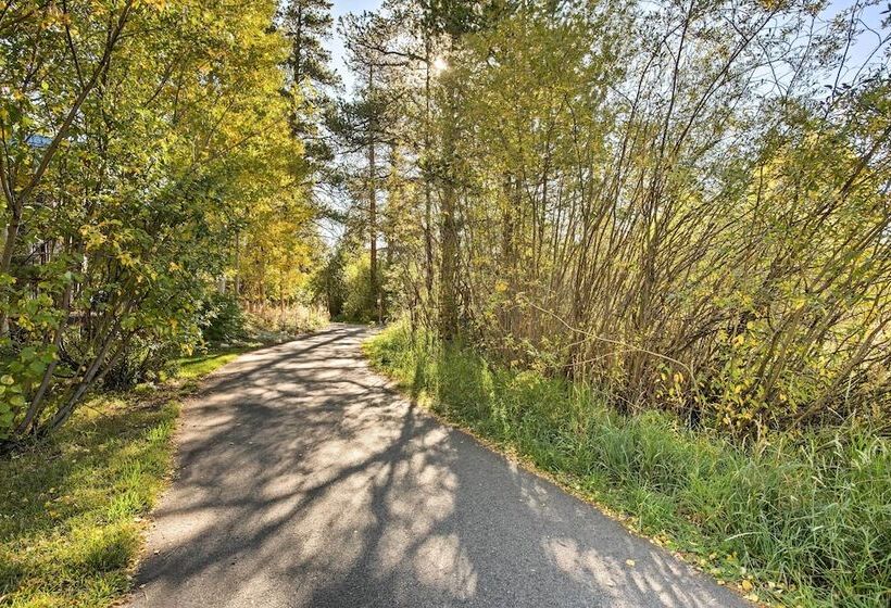 Walk To Main St Frisco: Home W/ Hot Tub + Deck!