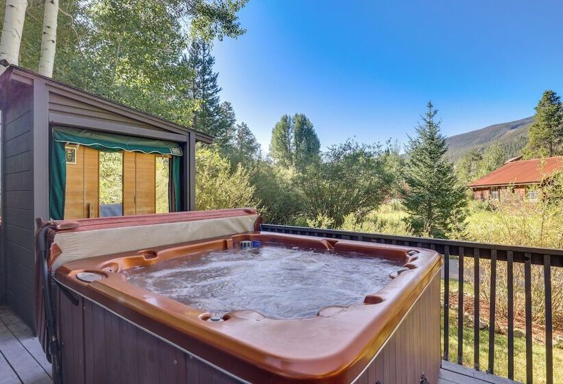Walk To Main St Frisco: Home W/ Hot Tub + Deck!
