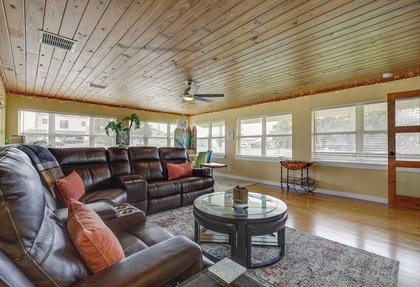 Historic St Augustine Bungalow: Walk To Beach