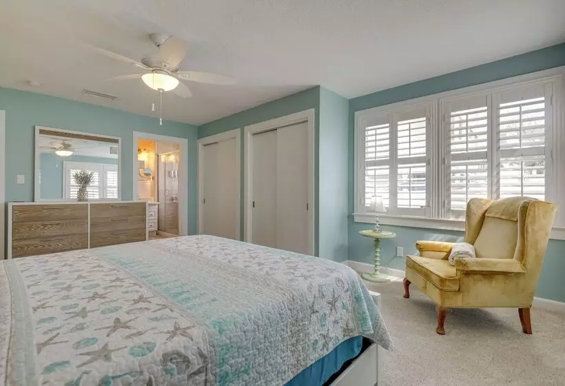 Historic St Augustine Bungalow: Walk To Beach