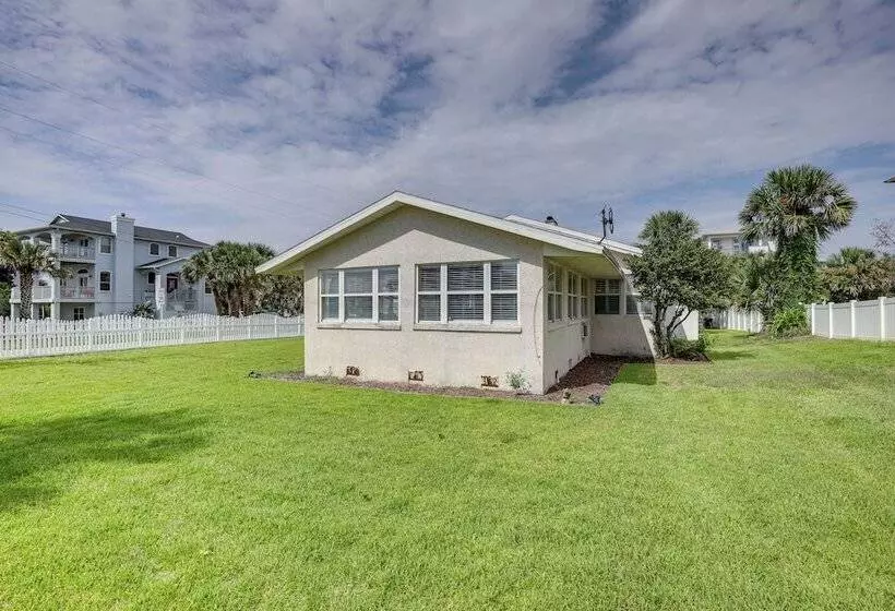 Historic St Augustine Bungalow: Walk To Beach