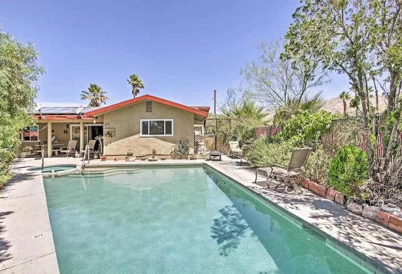 Desert Hot Springs Home W/ Geothermal Mineral Pool