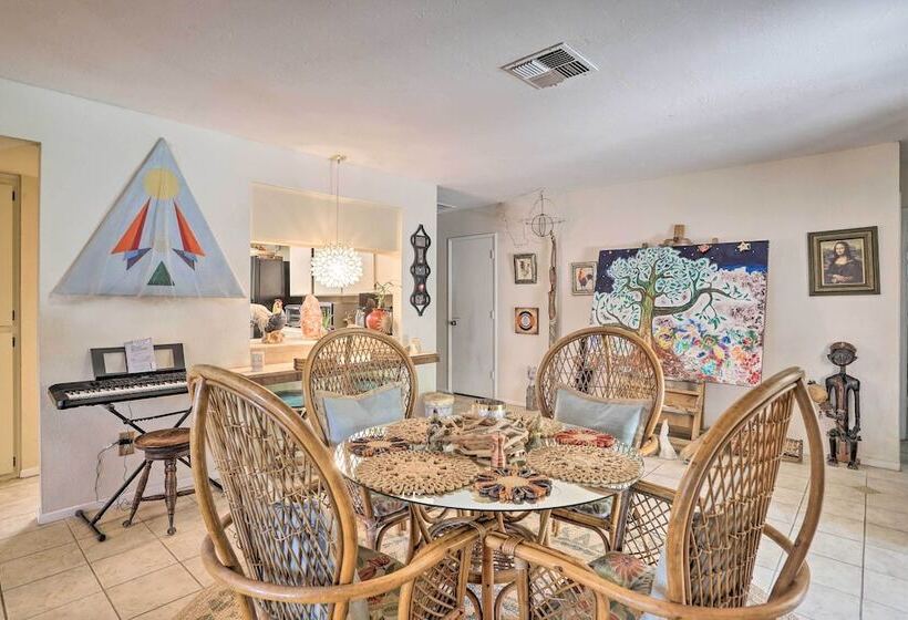 Desert Hot Springs Home W/ Geothermal Mineral Pool