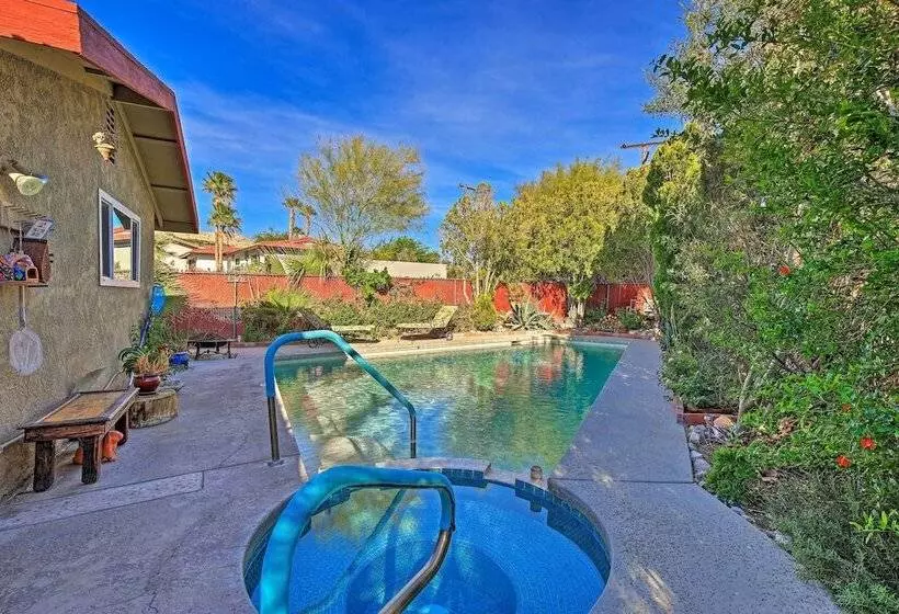 Desert Hot Springs Home W/ Geothermal Mineral Pool