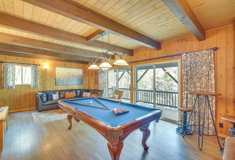 Lake Arrowhead Family Home W/ Game Room