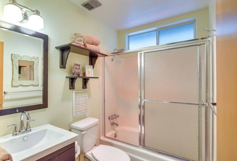 Lake Arrowhead Family Home W/ Game Room