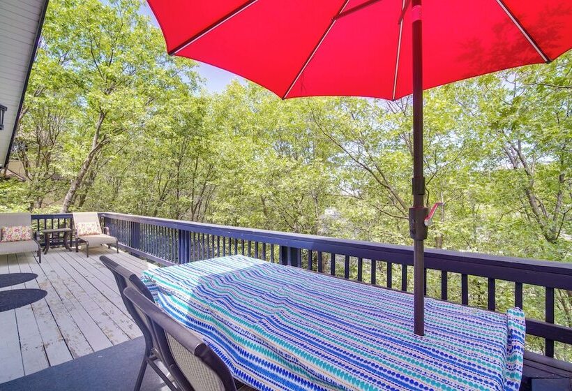 Lake Arrowhead Family Home W/ Game Room