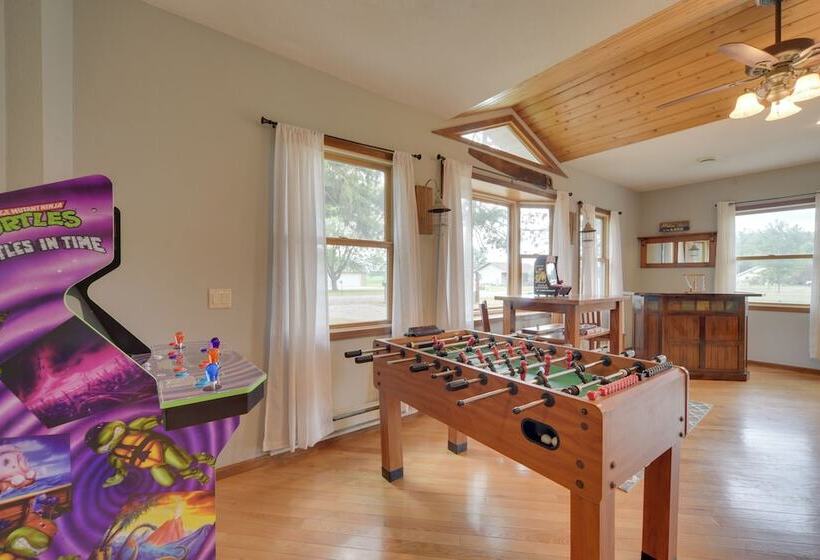 Lakefront Chetek Haven: Dock, Screened Gazebo